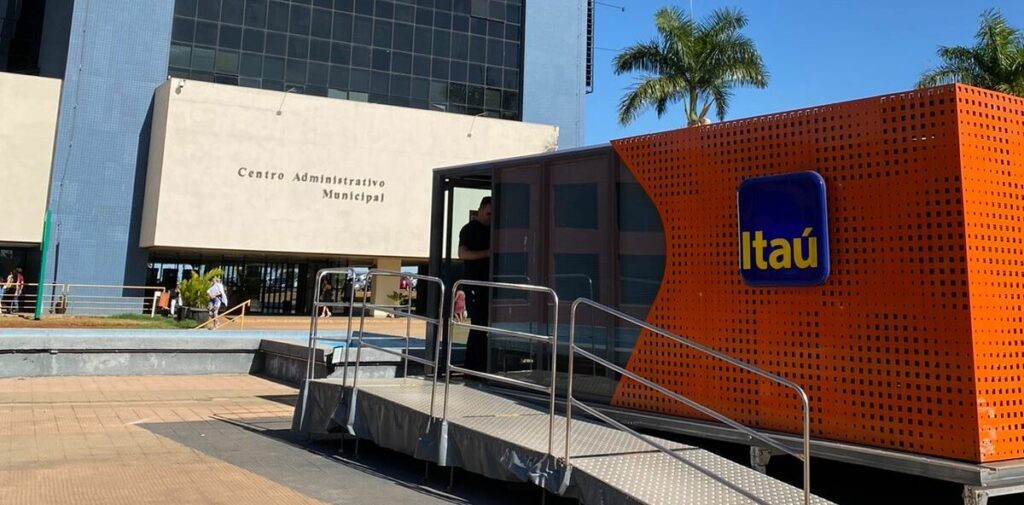 Prefeitura orienta servidores e aposentados sobre abertura de conta e portabilidade bancária, para que possam receber salário de setembro