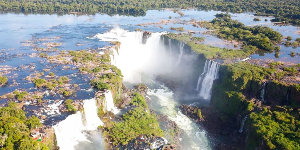 Parque Nacional do Iguaçu reabre passarela e todas as atrações