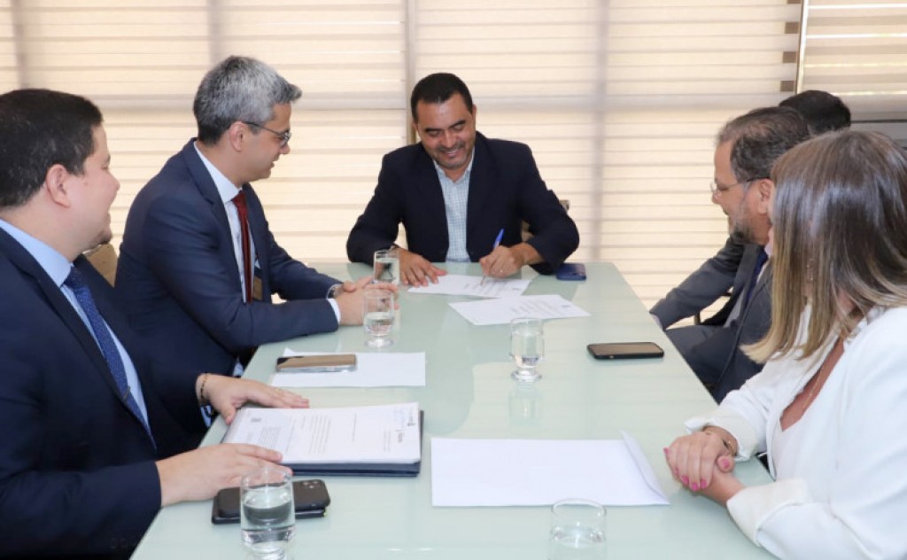 Governador Wanderlei Barbosa nomeia o procurador-geral de Justiça reeleito, Luciano Casaroti