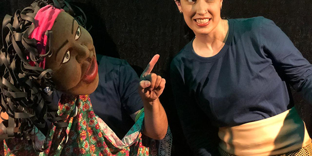 Região dos Lagos recebe companhia de teatro de bonecos sobre rodas
