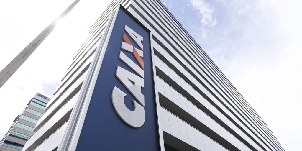 Caixa antecipará parcelas dos auxílios Caminhoneiro e Taxista