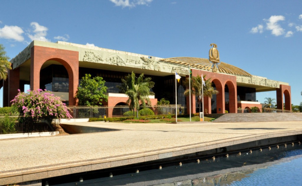 Governador Wanderlei Barbosa decreta ponto facultativo na sexta, 28, Dia do Servidor