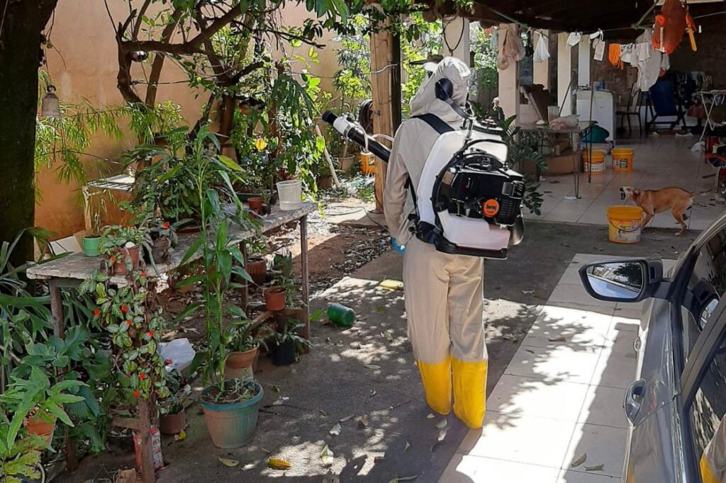 Prefeitura de Goiânia realiza mais de 1,3 milhão de visitas em imóveis no combate ao mosquito Aedes aegypti, em 2022