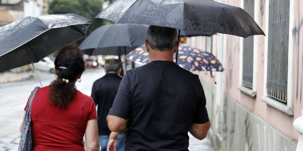 Governo do Rio amplia medidas de alerta sobre desastres naturais