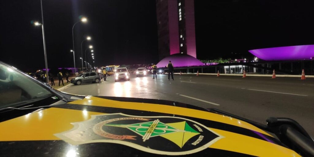 Detran-DF tem concurso aberto para 366 vagas