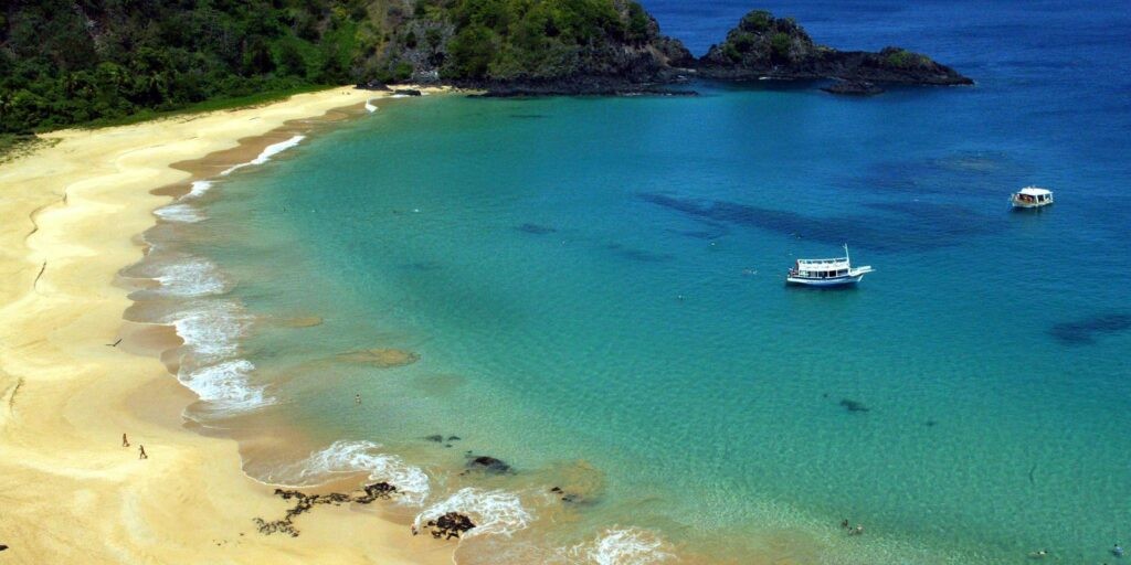 Oceanos: programa conscientiza população sobre exploração e impactos