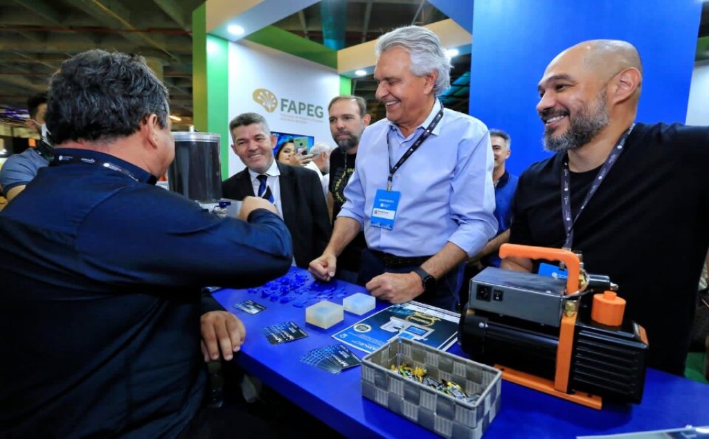 Caiado sanciona Marco Legal da Inovação