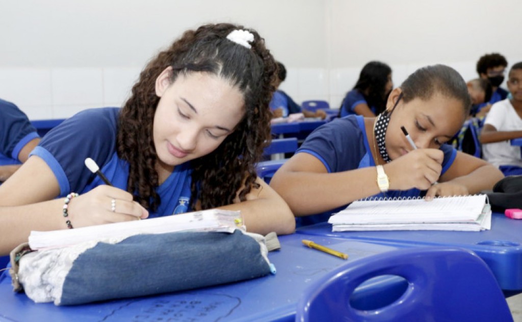 Seduc realiza avaliações formativas nas unidades escolares que aderiram aos programas Tempo de Aprender e Brasil na Escola