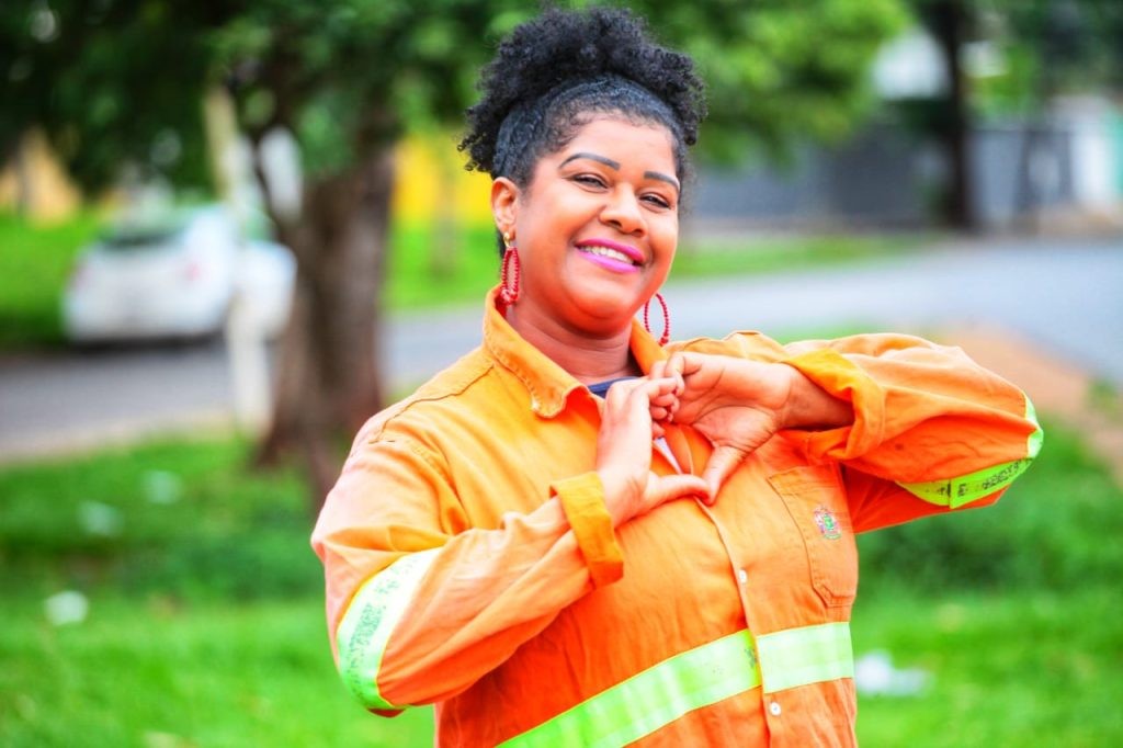 Na Semana da Consciência Negra, garis do Coral Vozes da Comurg comemoram destaque profissional e reforçam esperança em dias melhores