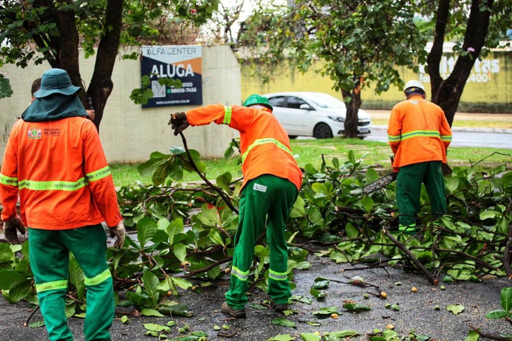 Prefeitura de Goiânia intensifica, nesta terça-feira (29/11), trabalho de limpeza e manutenção dos espaços públicos para minimizar efeito das chuvas