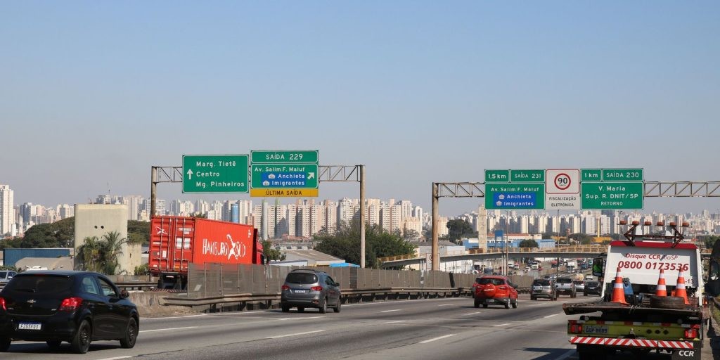Concessão de rodovias é saída para restrição orçamentária, diz Minfra