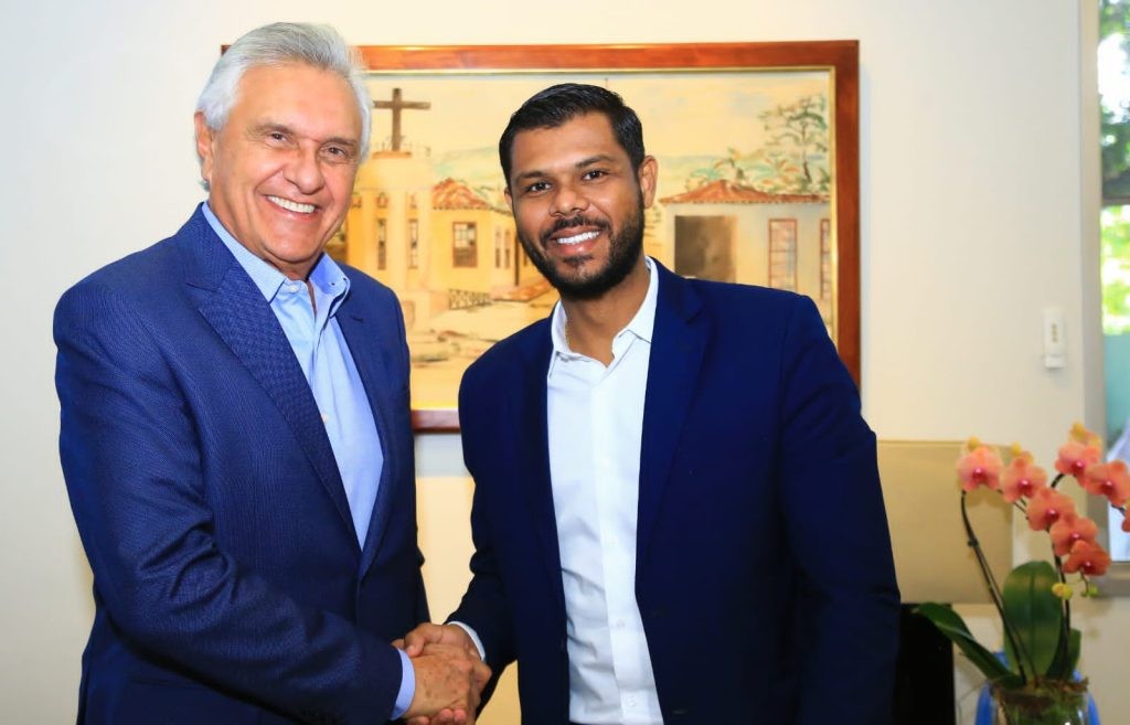 Governador recebe uso do solo para sede do Complexo Hospitalar Oncológico