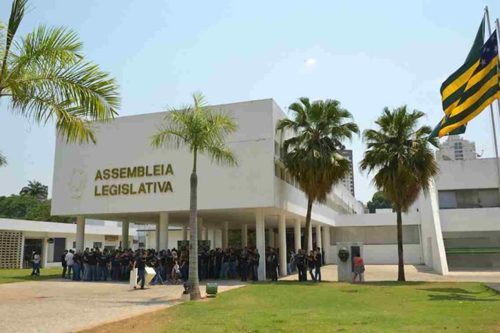 Promulgada lei que autoriza municipalização de trecho rodoviário