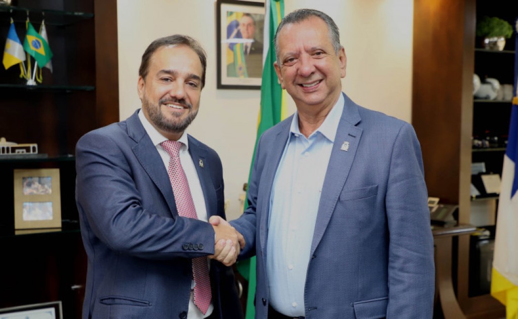 Governador em exercício reúne-se com secretário da Sics para acompanhar o andamento do Programa de impulsionamento de negócios no Tocantins