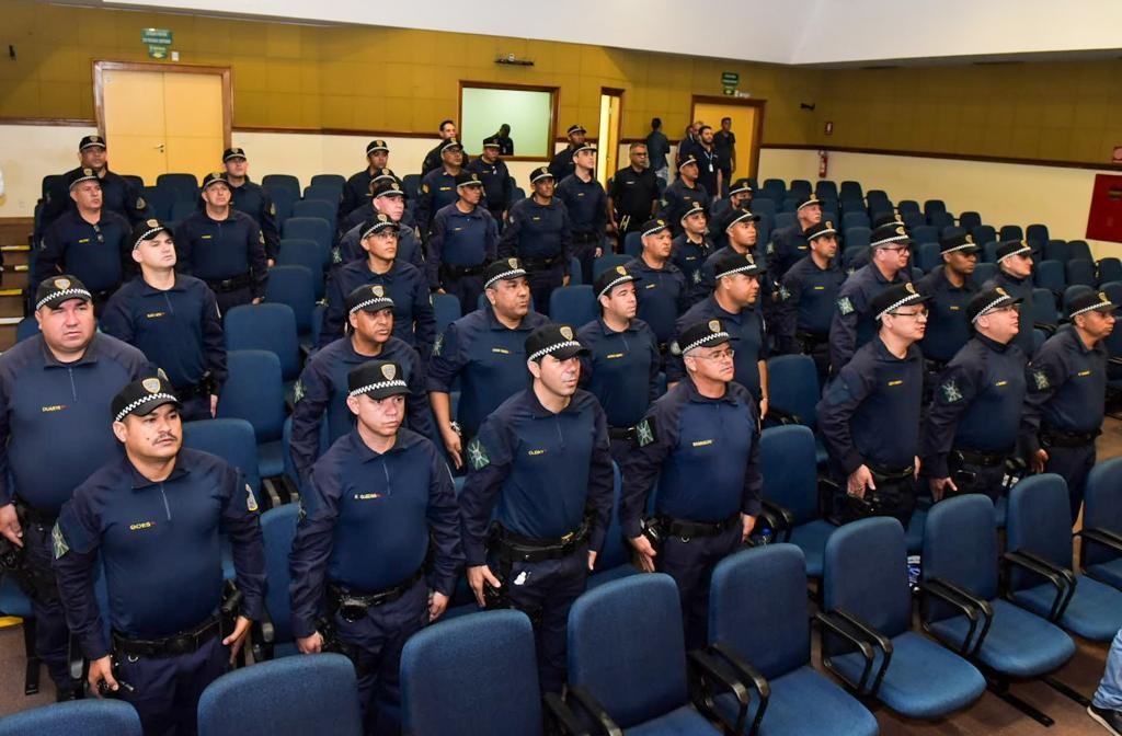 Guarda Civil Metropolitana inicia curso de formação de agentes de trânsito para ajudar fiscalização nas ruas de Goiânia