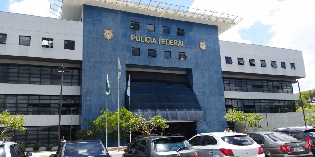 No Paraná, PF prende investigado por fraude com criptomoedas