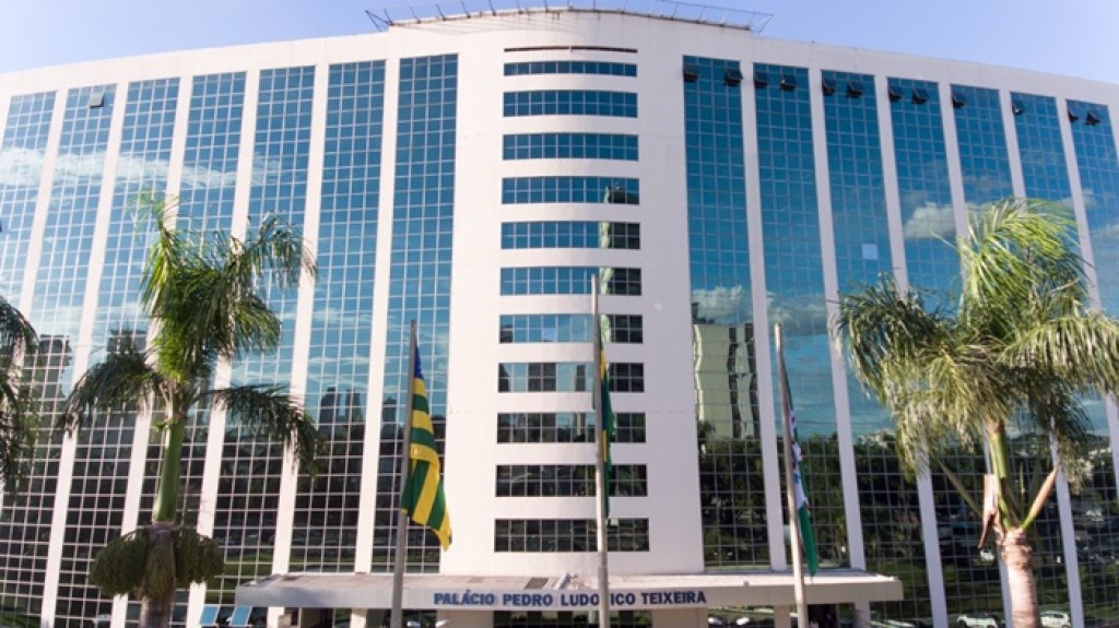 Governo amplia margem consignável para servidores estaduais