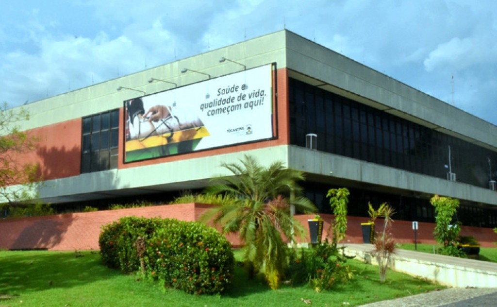 Saúde lança editais para internato, estágio e residência para 2023/1