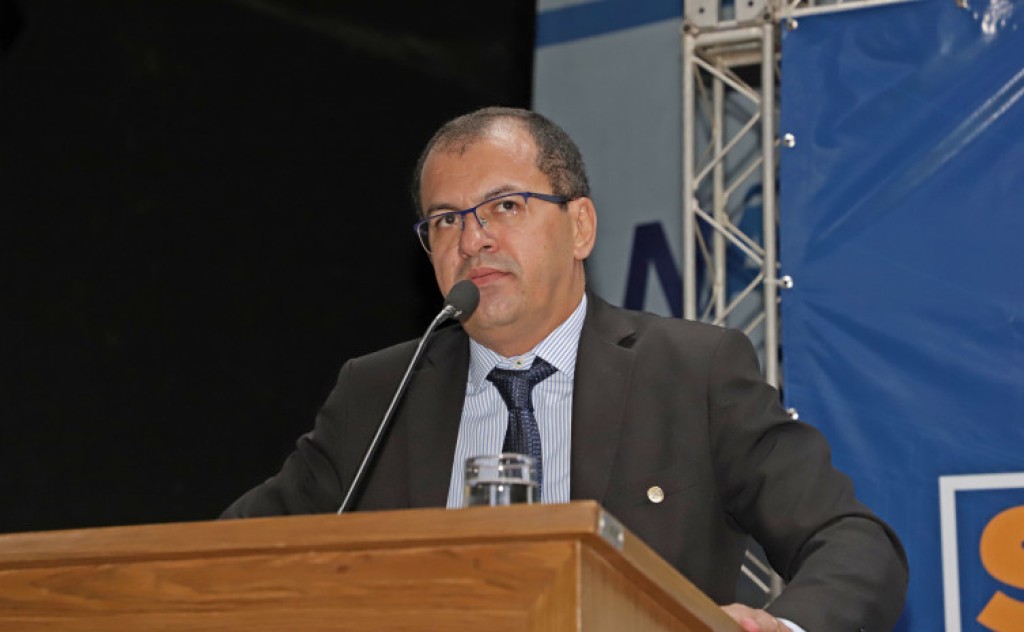 Governo do Tocantins assina atos e entrega ferramentas de tecnologia na abertura da II Semana da Controladoria