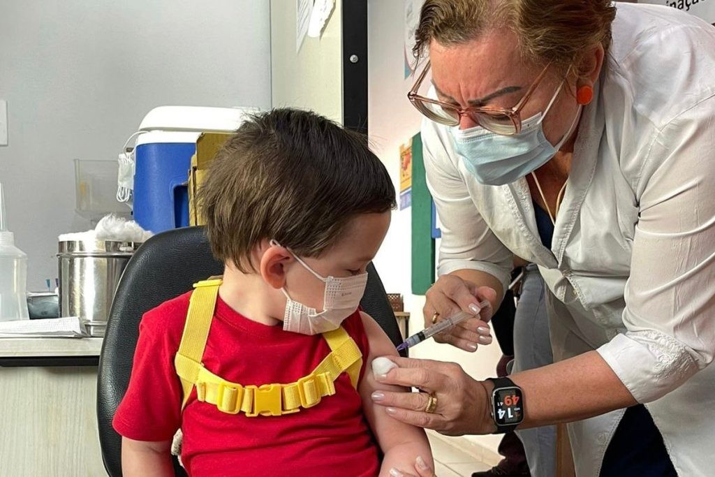 Prefeitura de Goiânia retoma aplicação da 2ª dose de Coronavac em crianças de 03 a menores de 05 anos, na tarde desta quinta-feira (01/12)