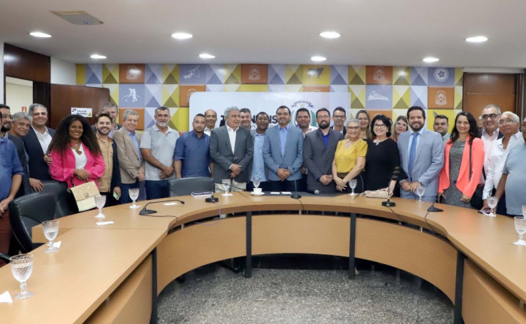 Em encontro com a imprensa, governador Wanderlei Barbosa reforça compromisso com gestão de resultados e a informação