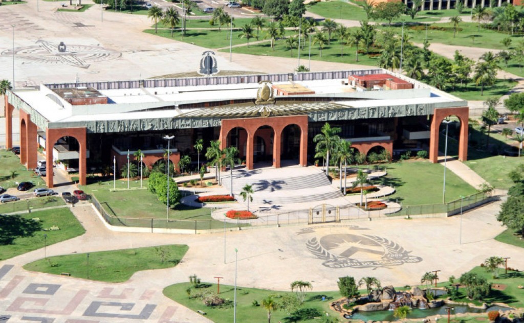 Governador Wanderlei Barbosa decreta ponto facultativo nas sextas-feiras antes do Natal e Ano Novo