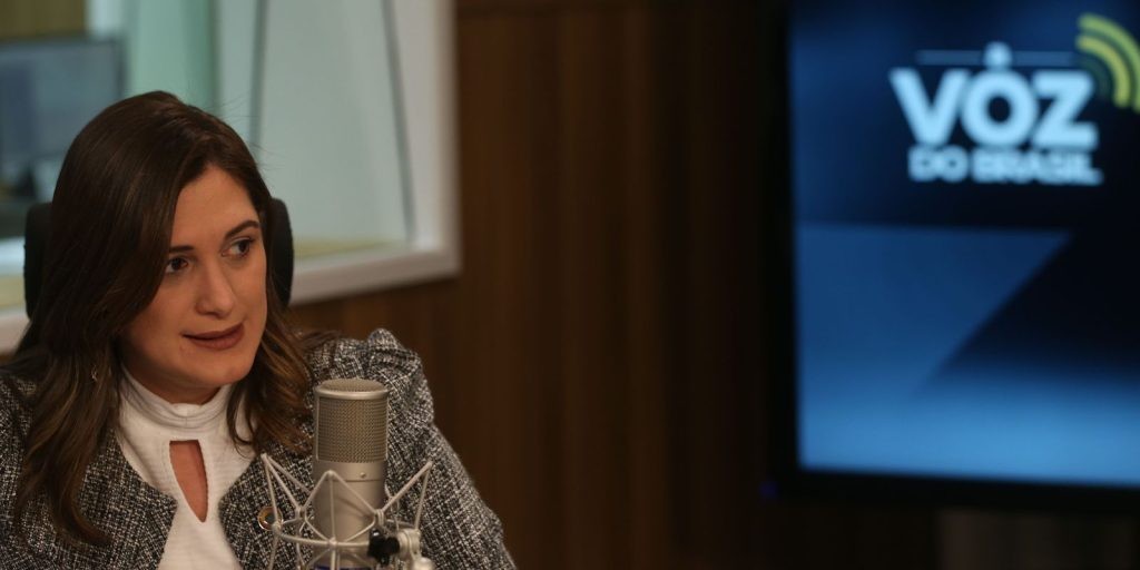 Violência contra mulher é o foco da campanha Laço Branco