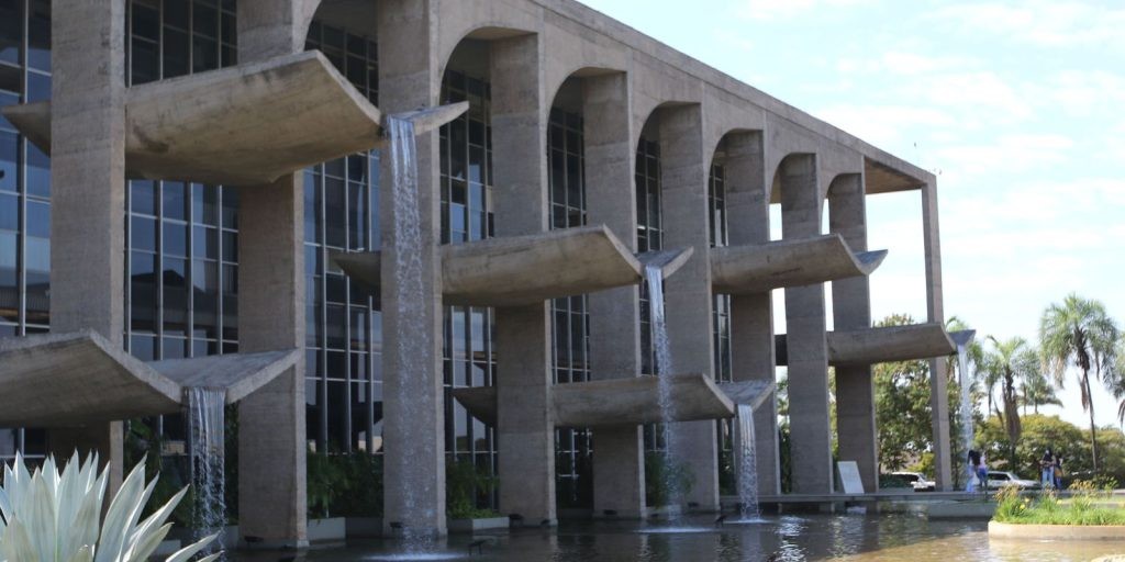 Quase 50 pessoas são presas por suspeita de abuso sexual