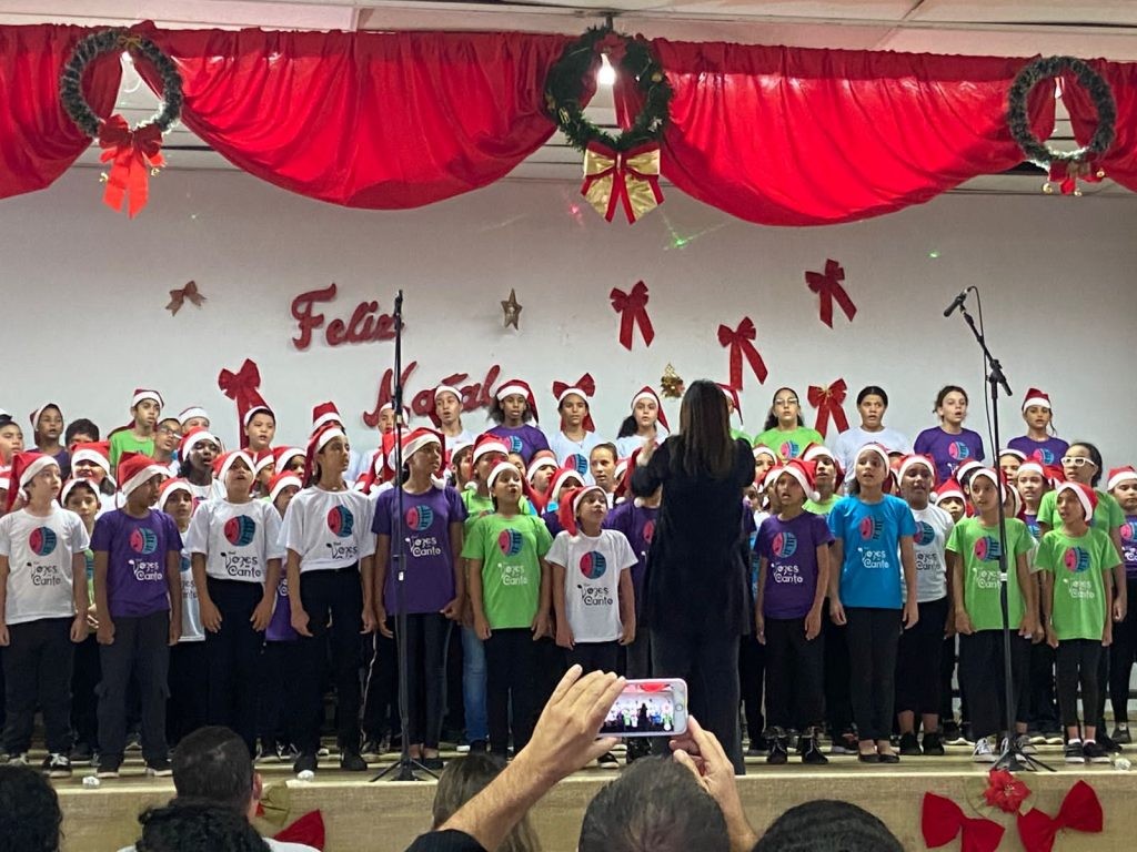 Prefeitura de Goiânia realiza Cantata de Natal no Parque Zoológico, nesta sexta-feira (16), com alunos da Rede Municipal de Ensino