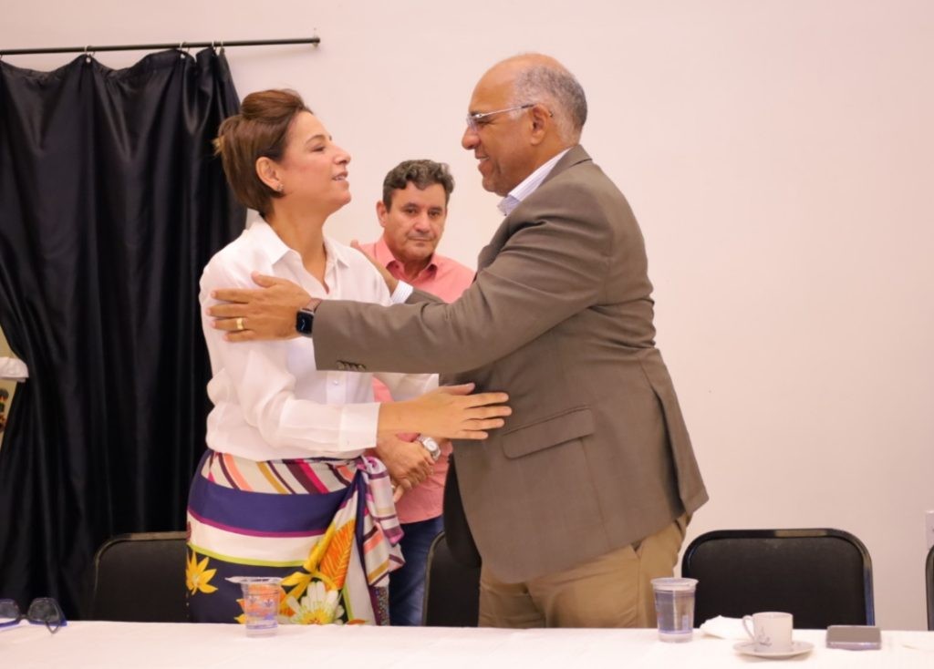 "Memorial guardará, para sempre, história de Iris Rezende", diz Rogério Cruz, ao sancionar criação de espaço dedicado ao líder político