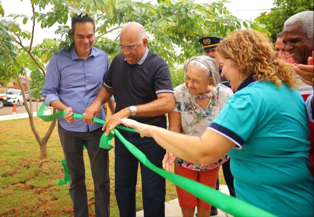 Rogério Cruz inicia, nesta terça-feira (27/12), inauguração de 20 praças em Goiânia, e ressalta "parcerias com o Legislativo para entrega de benefícios à população"