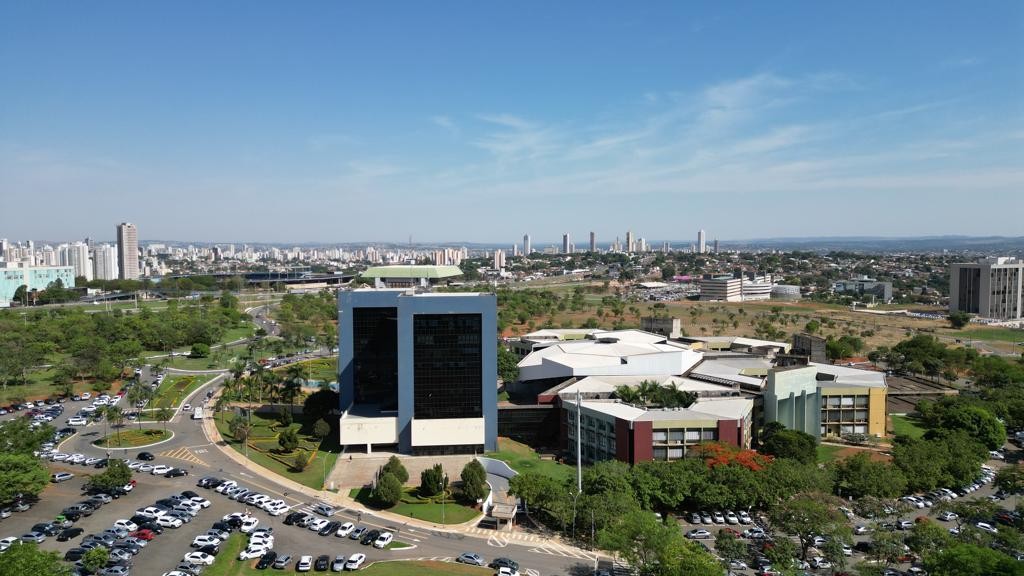 Prefeitura de Goiânia antecipa pagamento da folha de dezembro, quita salários com reajuste de 12,13%, décimo terceiro e ajuda de custo, nesta sexta-feira (23/12)