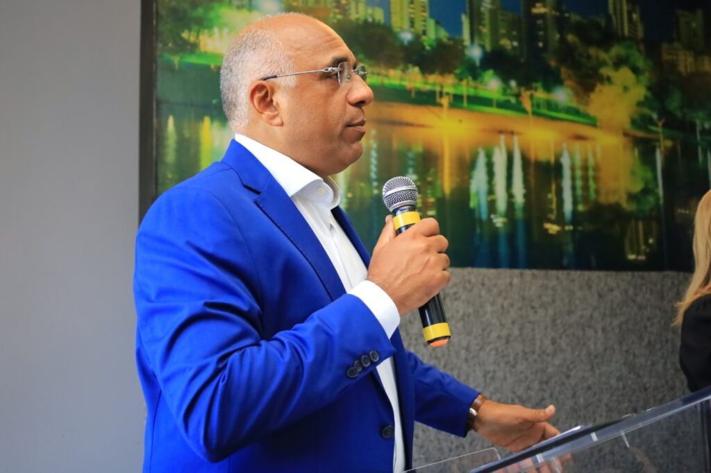 Rogério Cruz formaliza adesão da Prefeitura de Goiânia ao Serviço Nacional de Nota Fiscal Eletrônica, e destaca "transparência e fortalecimento do controle fiscal e contábil da gestão"