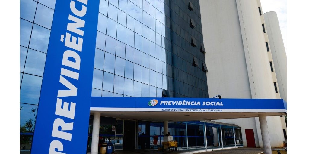 Benefícios do INSS acima do mínimo terão reajuste de 5,93%