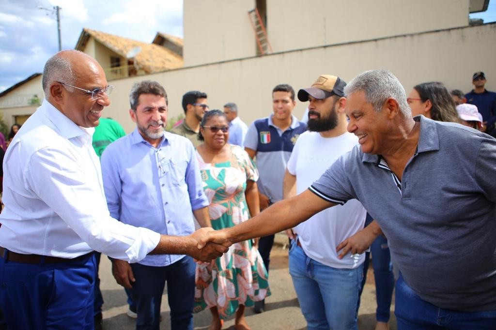 Rogério Cruz ouve demandas de moradores da Região Norte, em mais uma edição do programa Prefeito nos Bairros, nesta quinta-feira (19/01)