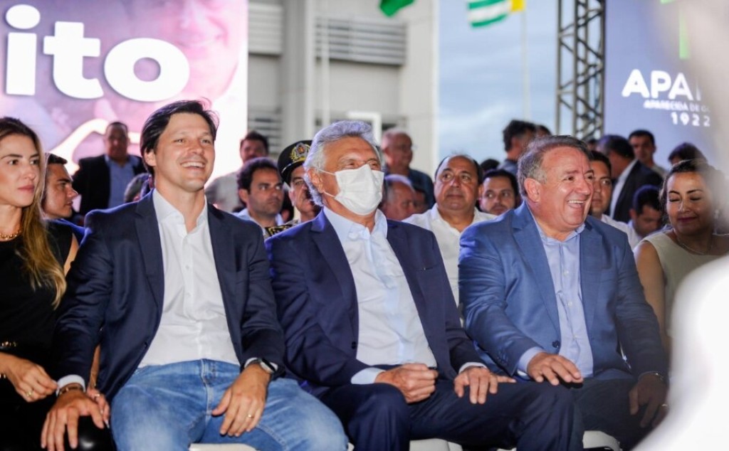 Caiado participa da homenagem ao ex-governador, Maguito Vilela em Aparecida