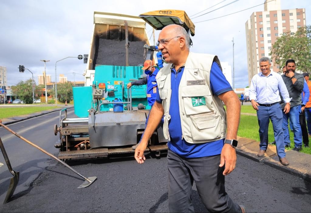 Rogério Cruz entrega segundo trecho do recapeamento da Avenida Anhanguera e projeta conclusão da obra em 40 dias