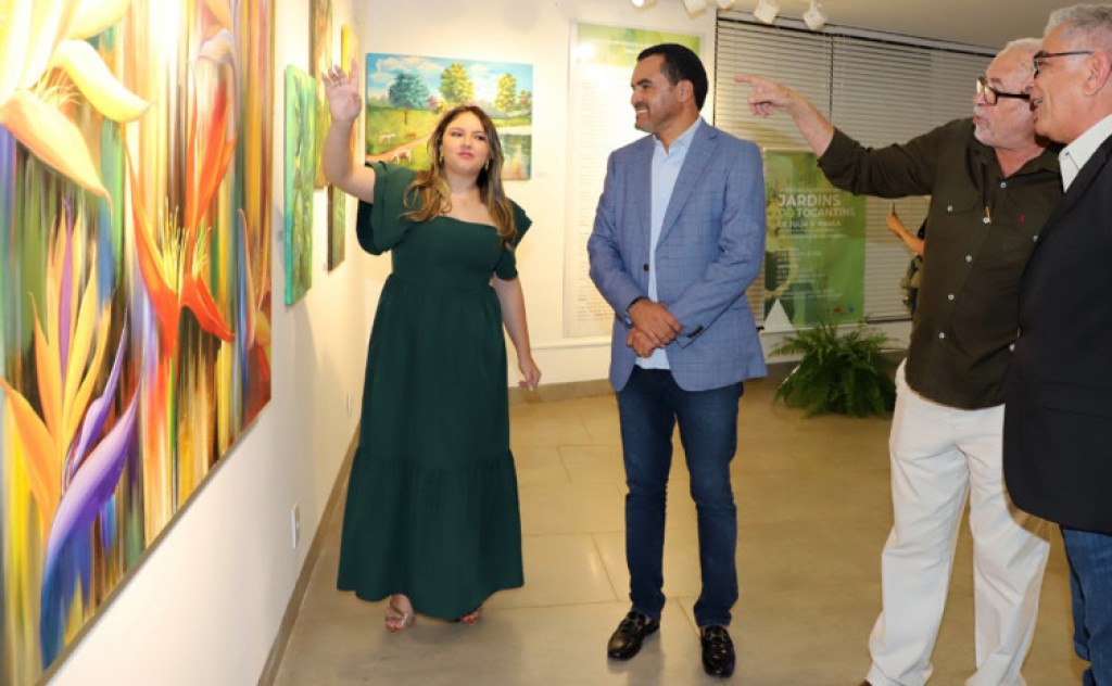 Governador Wanderlei Barbosa prestigia abertura de exposição Jardins do Tocantins e destaca qualidade da artista Júlia d’Paula