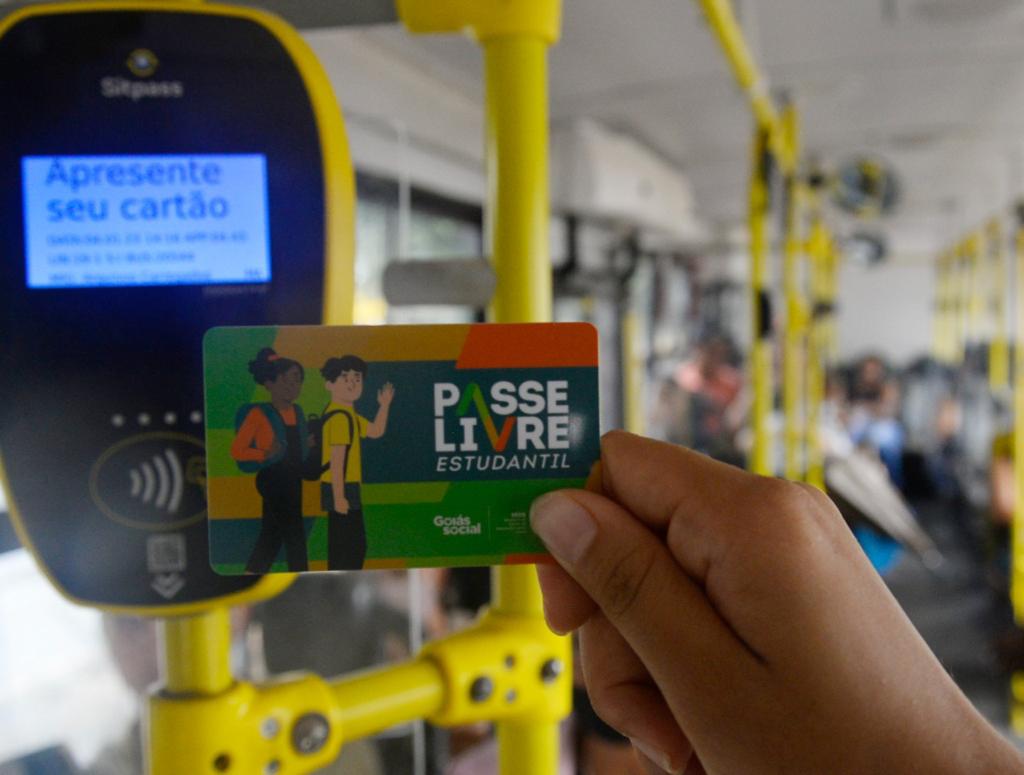 Governo de Goiás inicia cadastramento e recadastramento do Passe Livre Estudantil na próxima segunda-feira, 9