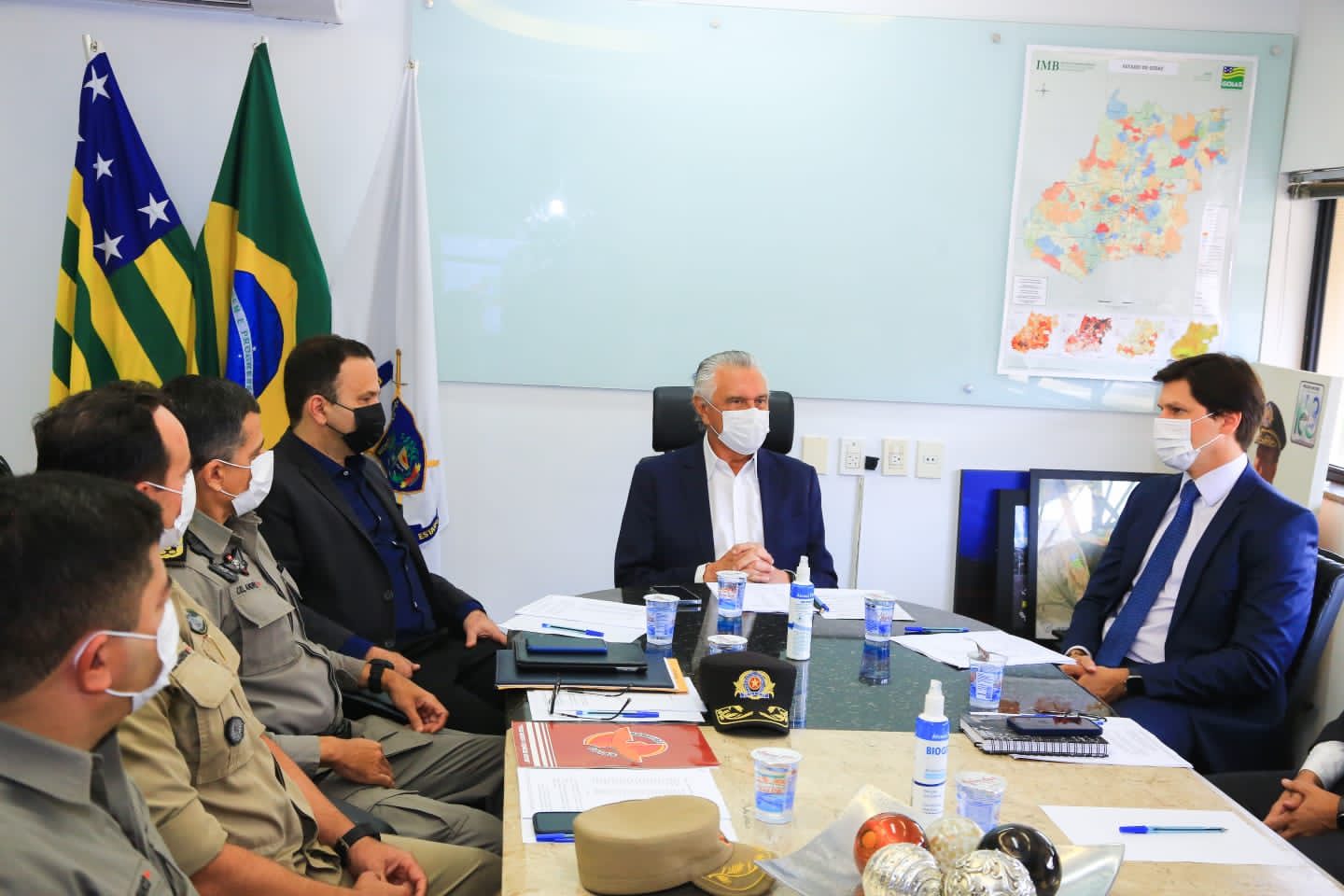 Governador reúne cúpula da segurança pública para traçar estratégias sobre atos antidemocráticos