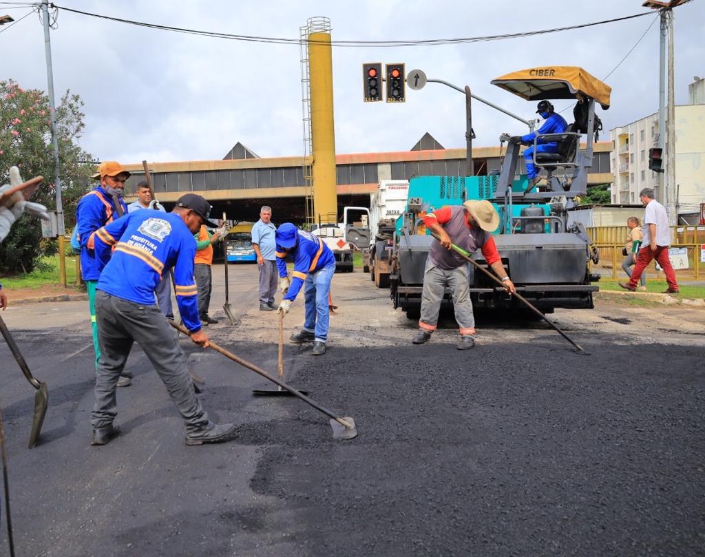 Rogério Cruz entrega segundo trecho do recapeamento da Avenida Anhanguera e projeta conclusão da obra em 40 dias