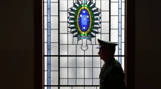 Gestão Lula muda onze militares na Vice-Presidência e GSI