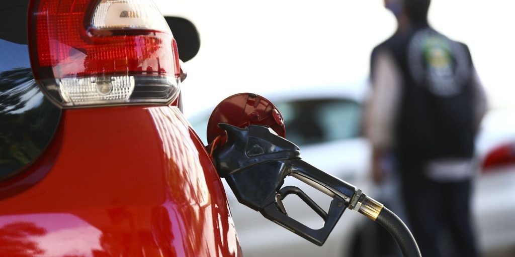 MJ pede explicações a postos sobre aumento de preços da gasolina