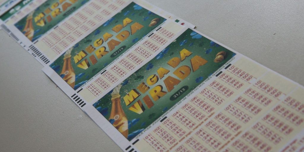 Prêmio de mais de R$ 541 milhões da Mega da Virada sai para 5 apostas