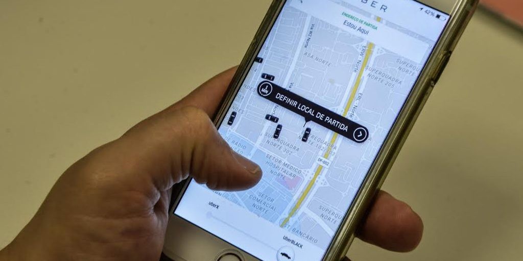 Prefeitura do Rio se posiciona contra o serviço de Uber por motos