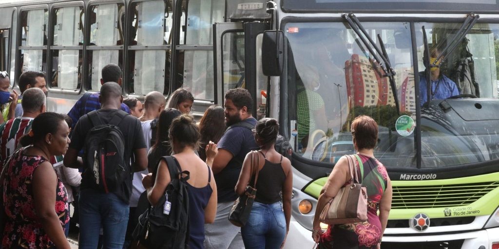 Aumento da tarifa de transporte coletivo no Rio começa a valer hoje