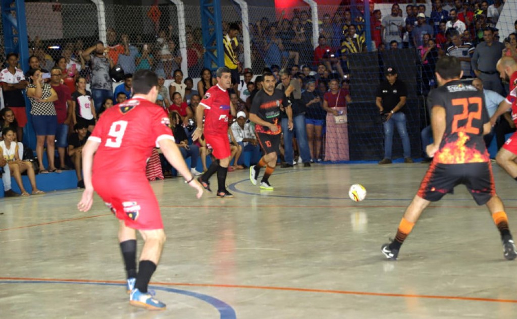 Desportistas e comunidade de Araguaína comemoram a nova estrutura do Ginásio Noroeste entregue pelo Governo do Tocantins