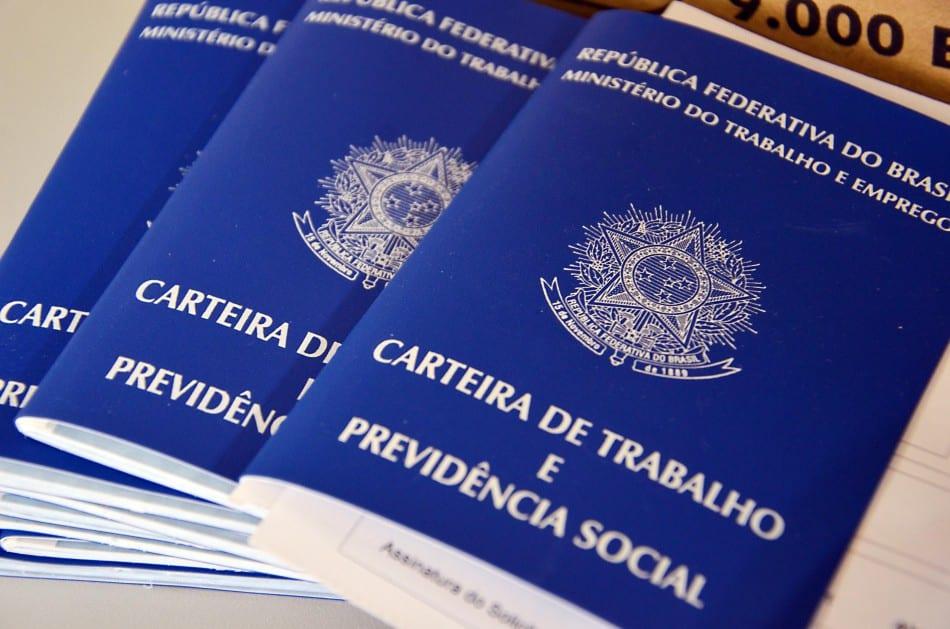 Aparecida oferta mais de 400 vagas de emprego nesta semana