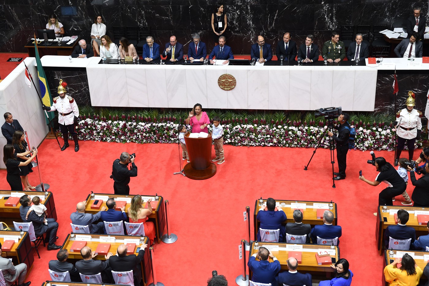 Posse de deputados marca início da 20ª Legislatura