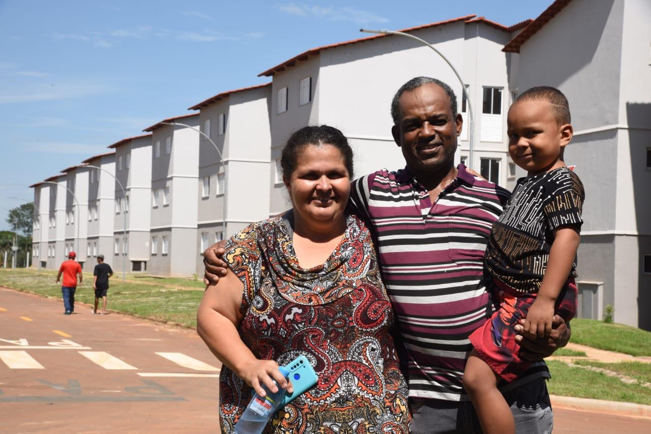Vilmar Mariano, Ronaldo Caiado e ministro de Lula juntos na inauguração de empreendimento
